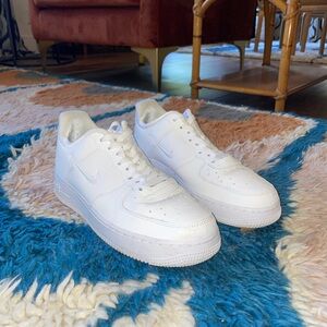 Nike Air Force 1 Women’s Size 9